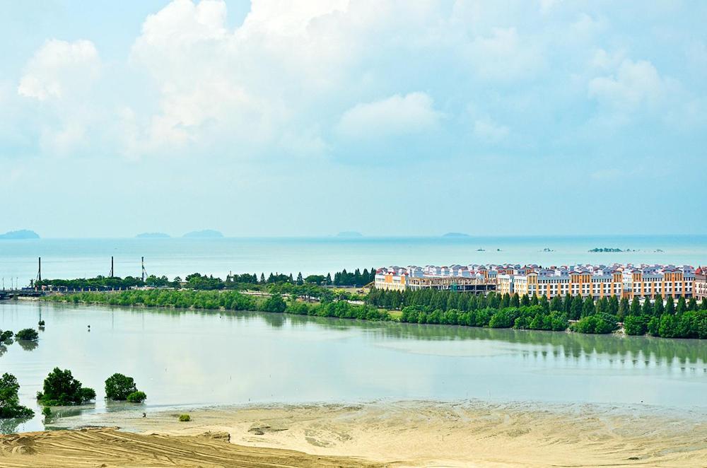 Jetty Suites Apartments Malacca Екстериор снимка