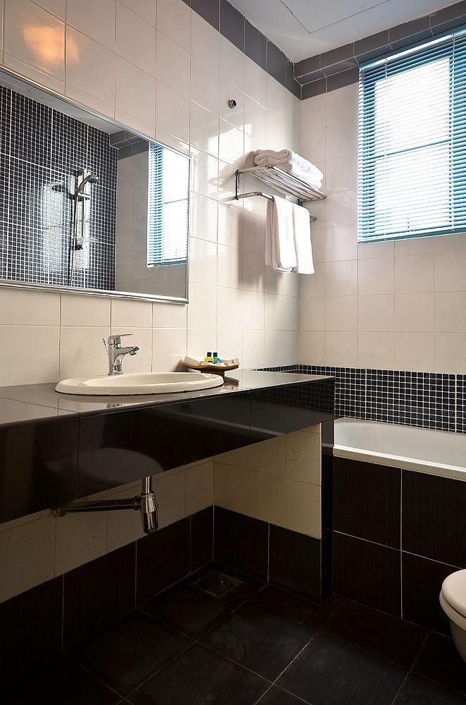 Jetty Suites Apartments Malacca Екстериор снимка